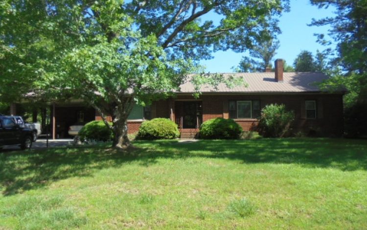 Image for SOLD~42.5 AC w/2 HOUSES (Nice Brick Ranch & Early 1900’s Home)~DENTON