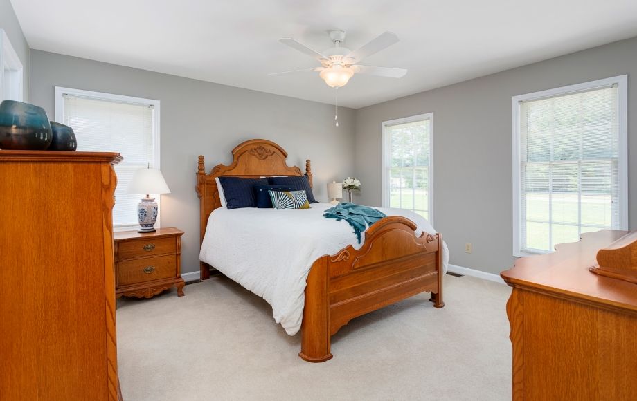 Image for SOLD~CAPE COD HOME 1.5 STORY W/FINISHED BASEMENT, POOL, GARAGE/SHOP 1.9 ACRES