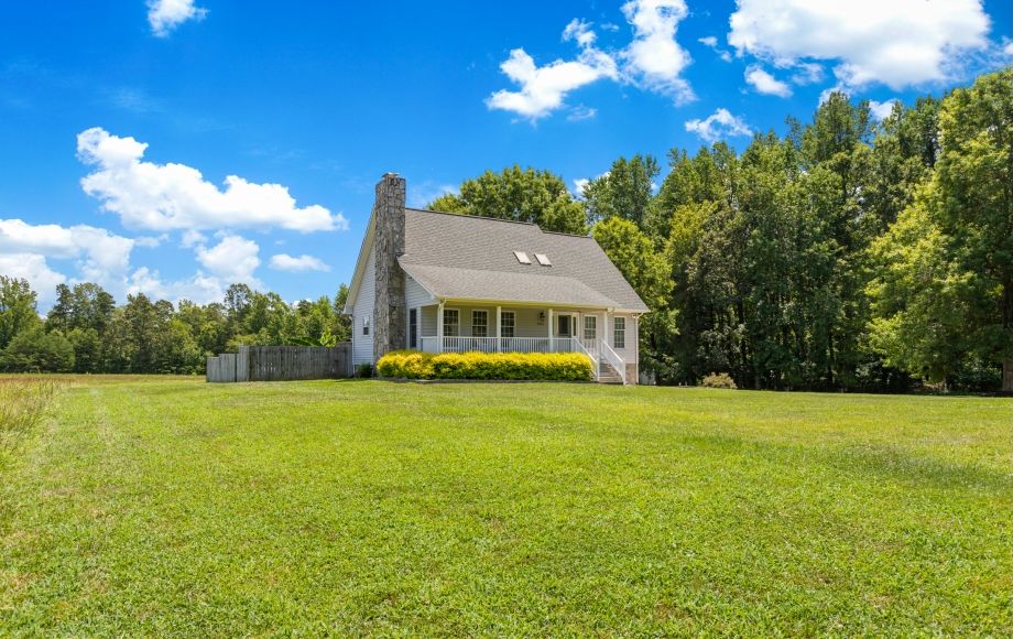 Image for SOLD~CAPE COD HOME 1.5 STORY W/FINISHED BASEMENT, POOL, GARAGE/SHOP 1.9 ACRES