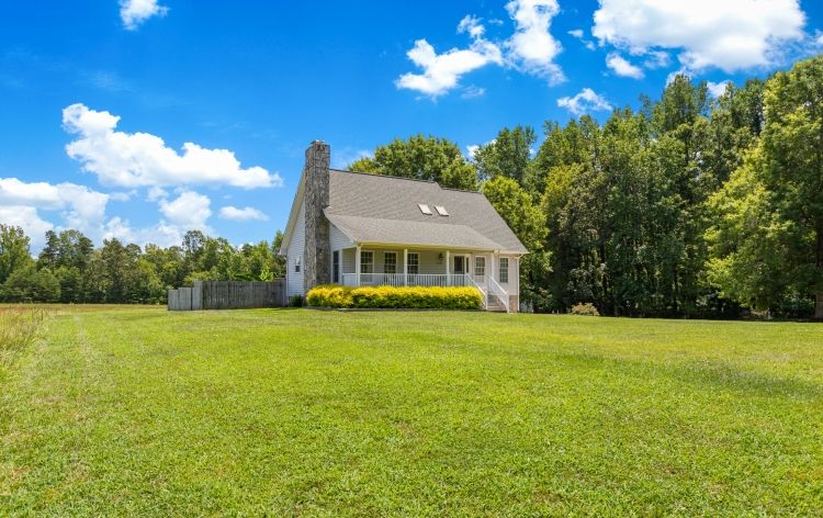 Image for SOLD~CAPE COD HOME 1.5 STORY W/FINISHED BASEMENT, POOL, GARAGE/SHOP 1.9 ACRES