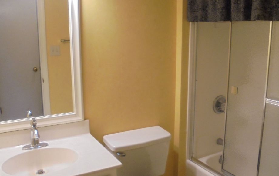 Image for SOLD~2/BEDROOM, 2/BATH TOWNHOME~END UNIT (GREENSBORO)