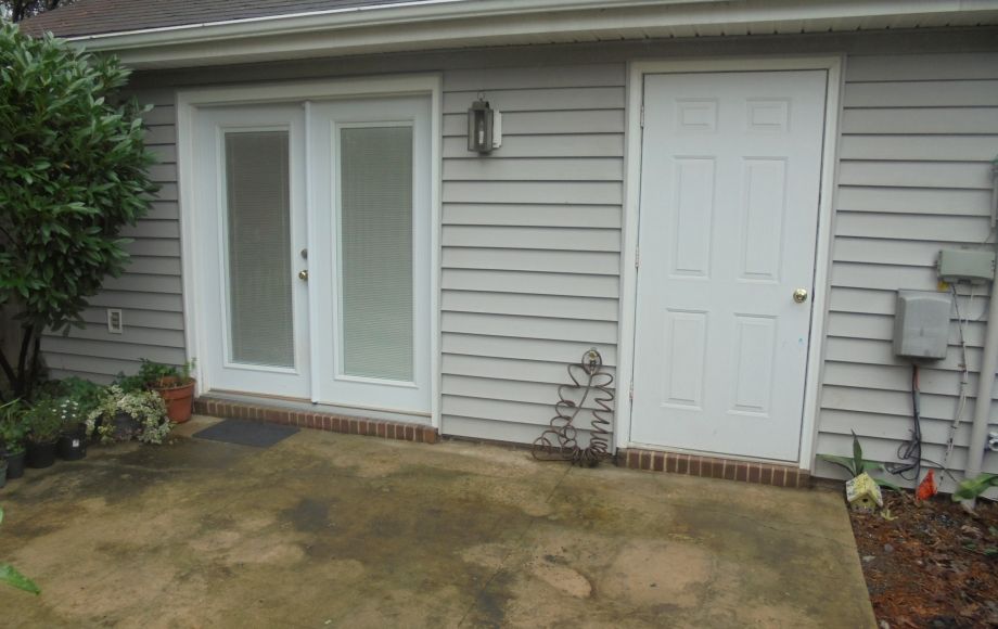 Image for SOLD~2/BEDROOM, 2/BATH TOWNHOME~END UNIT (GREENSBORO)