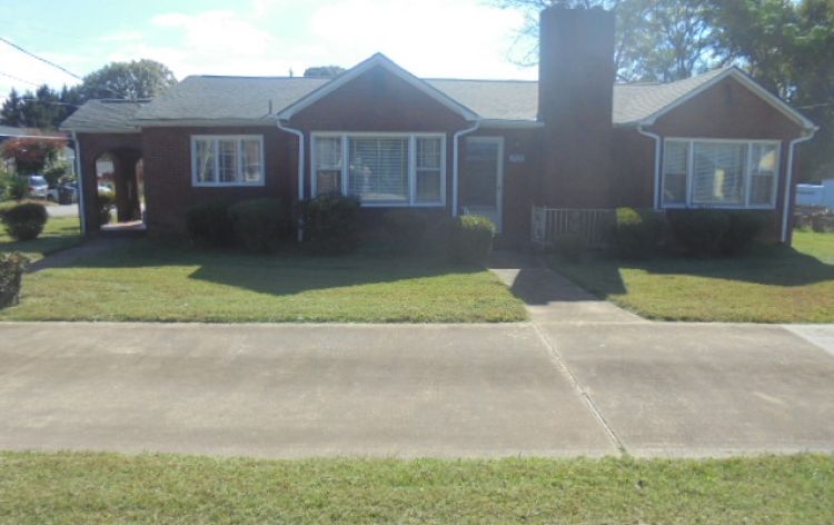 Image for SOLD~3/BEDROOM, 1/BATH BRICK RANCH w/BASEMENT, GARAGE/WORKSHOP, & CARPORT (WSALEM)