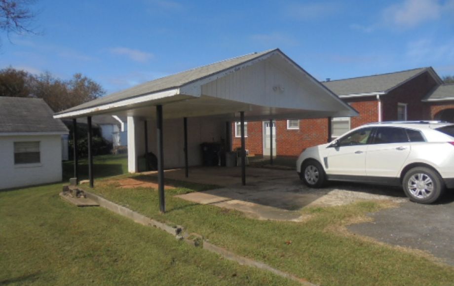 Image for SOLD~3/BEDROOM, 1/BATH BRICK RANCH w/BASEMENT, GARAGE/WORKSHOP, & CARPORT (WSALEM)