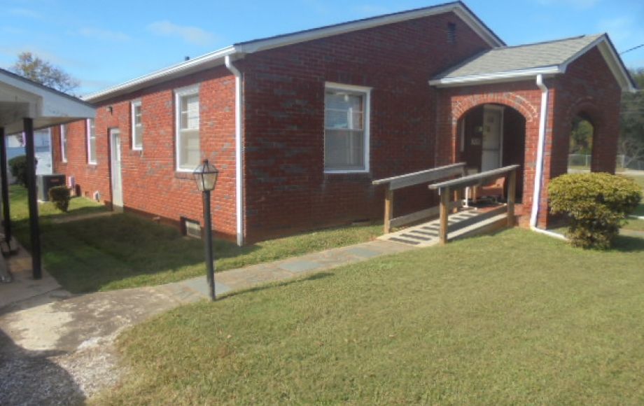 Image for SOLD~3/BEDROOM, 1/BATH BRICK RANCH w/BASEMENT, GARAGE/WORKSHOP, & CARPORT (WSALEM)