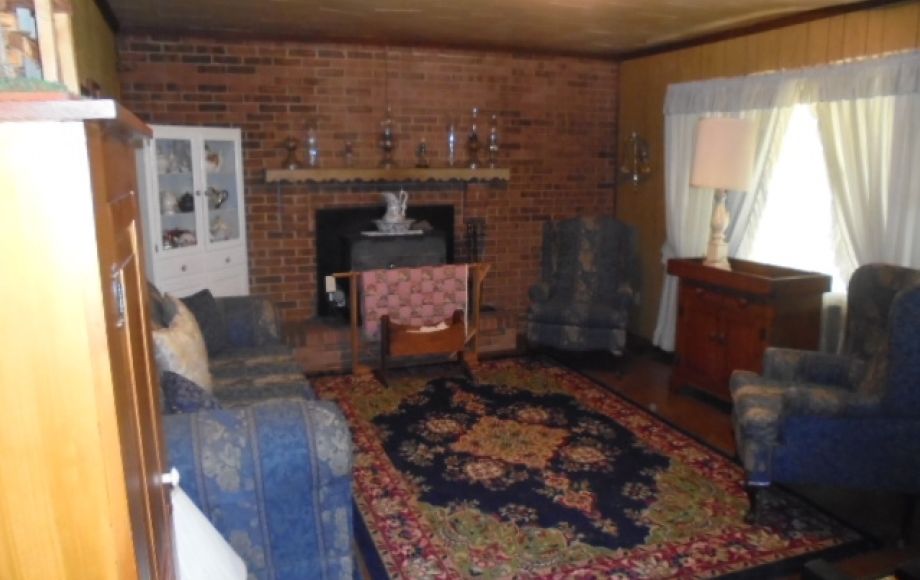 Image for SOLD~REAL ESTATE AUCTION~BRICK RANCH on 3 ACRES~3/BR, 1.5/BA~ELON