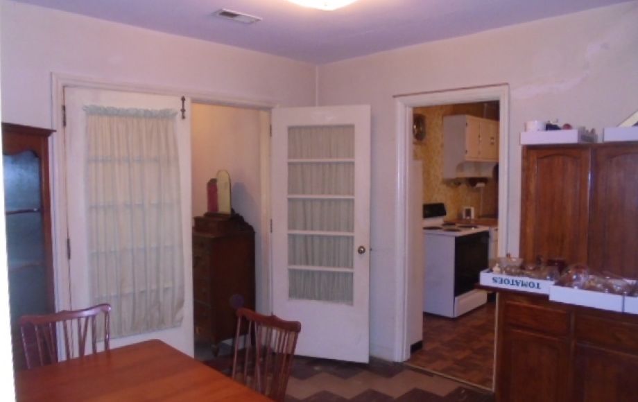 Image for SOLD~REAL ESTATE AUCTION~2/Bedrooms, 1/Bath on 1-Acre (Greensboro)