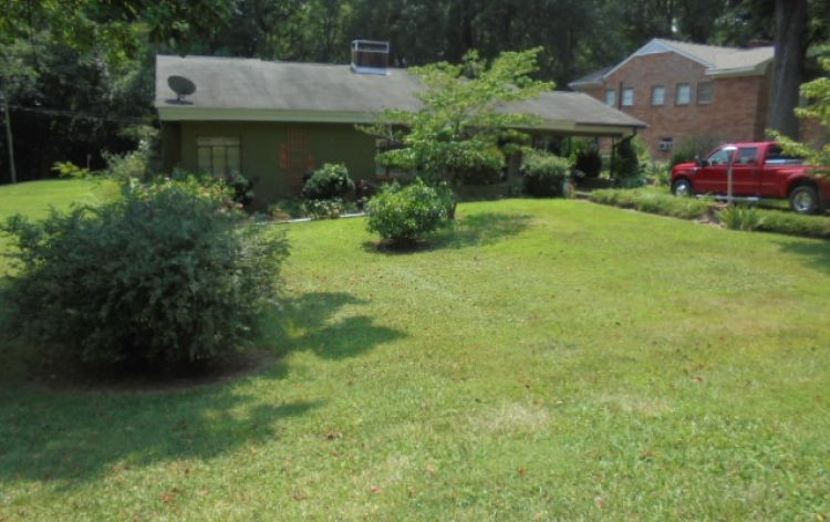 Image for SOLD~REAL ESTATE AUCTION~2/Bedrooms, 1/Bath on 1-Acre (Greensboro)