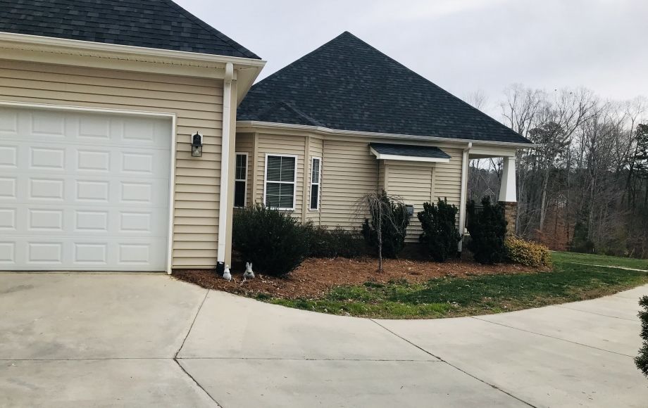 Image for SOLD~TRANSITIONAL CUSTOM BUILT HOME 3/BEDROOMS, 2/BATHS~RANDLEMAN