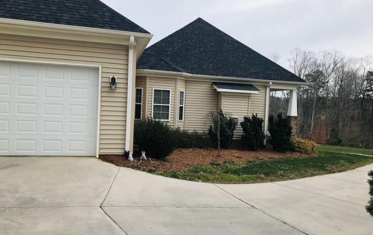 Image for SOLD~TRANSITIONAL CUSTOM BUILT HOME 3/BEDROOMS, 2/BATHS~RANDLEMAN