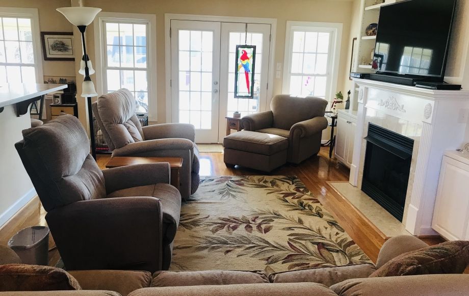 Image for SOLD~3/BEDROOMS, 2/BATHS ~CARSON FARMS EAST~BURLINGTON