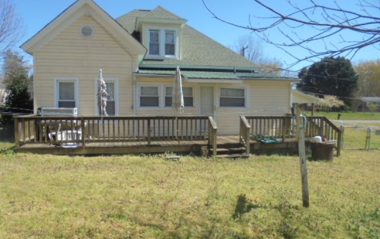 Image for SOLD~FARM HOUSE ON 1 ACRE~RANDLEMAN