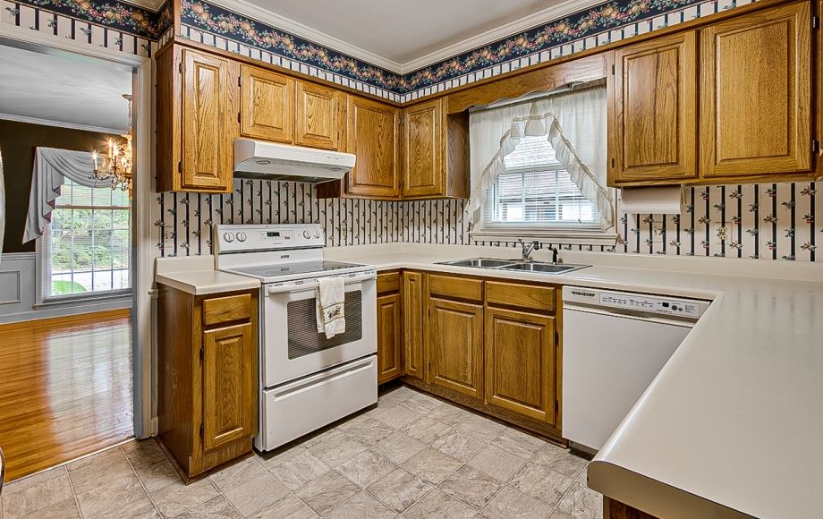 Image for SOLD~BRICK RANCH w/FINISHED BASEMENT, 5 BR, 3 BA IN HAMILTON FOREST