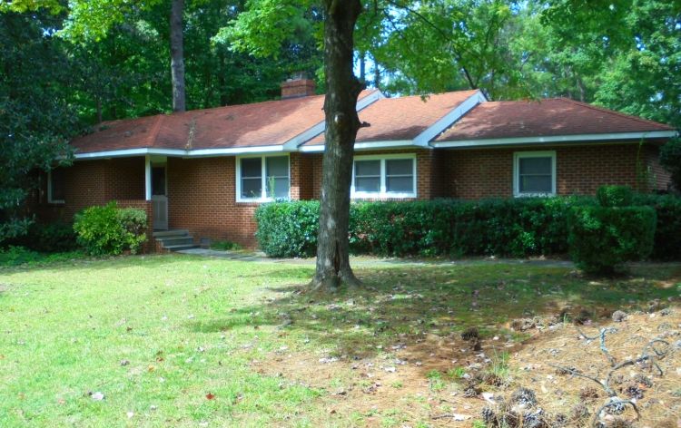 Image for SOLD~REAL ESTATE AUCTION~BRICK RANCH, 3/BR, 2/BA IN QUAKER ACRES