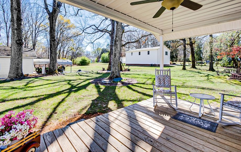 Image for SOLD-UPDATED 3/BR 2/BA HOME W/GARAGE ON CORNER LOT 0.7ACRES (RANDLEMAN)