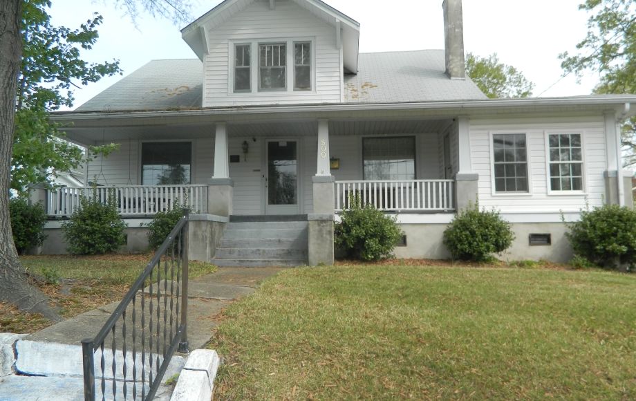 Image for SOLD~4/BEDROOMS, 2/BATHS W/GARAGE IN EMERYWOOD ON CORNER LOT