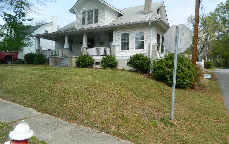 Image for SOLD~4/BEDROOMS, 2/BATHS W/GARAGE IN EMERYWOOD ON CORNER LOT