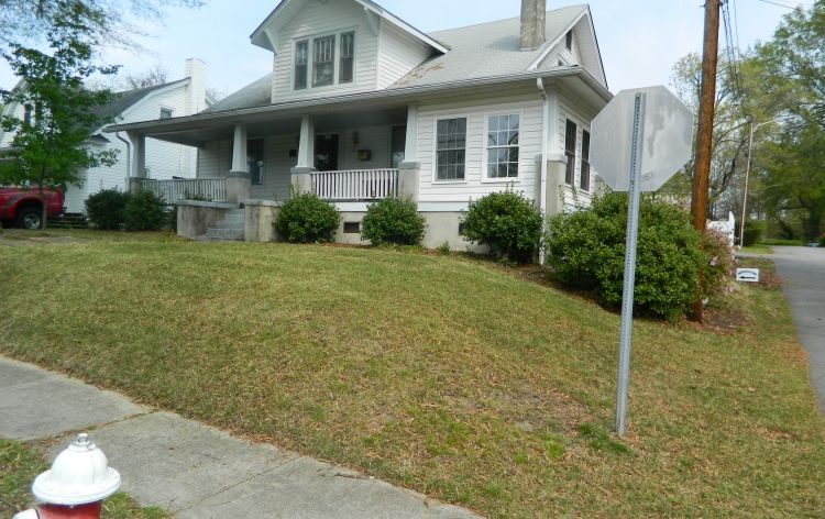 Image for SOLD~4/BEDROOMS, 2/BATHS W/GARAGE IN EMERYWOOD ON CORNER LOT