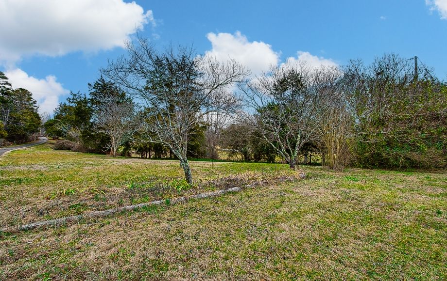 Image for UNDER CONTRACT~7.01 ACRES w/ 3-BR, 2.5-BATHS w/LOFT, BARN & MANY BUILDINGS~TRINITY (RANDOLPH CO.)