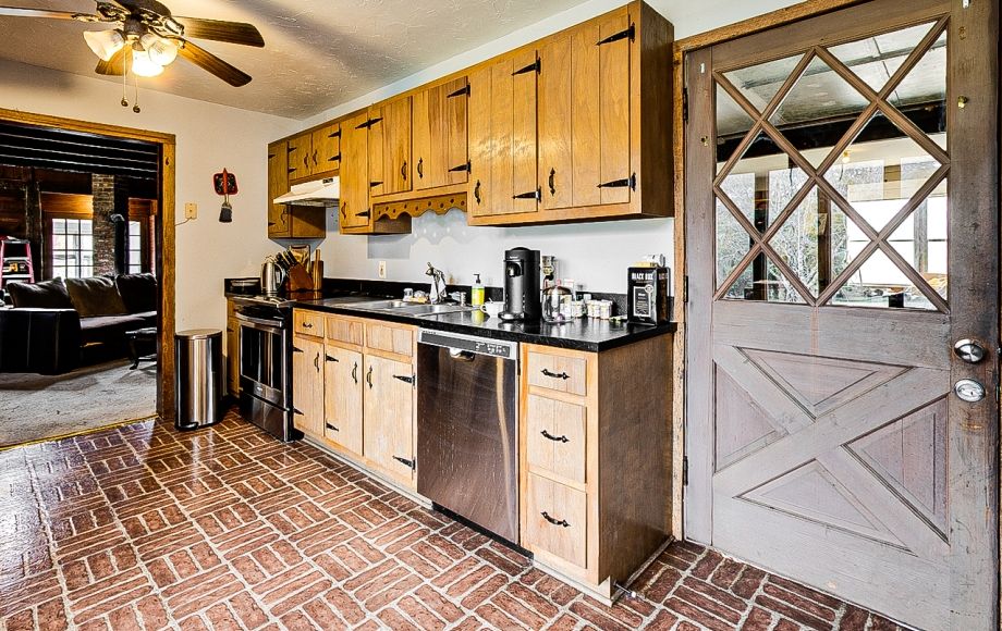Image for UNDER CONTRACT~7.01 ACRES w/ 3-BR, 2.5-BATHS w/LOFT, BARN & MANY BUILDINGS~TRINITY (RANDOLPH CO.)