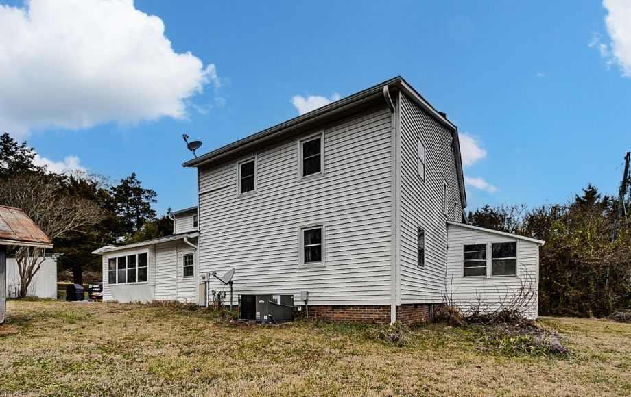 Image for UNDER CONTRACT~7.01 ACRES w/ 3-BR, 2.5-BATHS w/LOFT, BARN & MANY BUILDINGS~TRINITY (RANDOLPH CO.)
