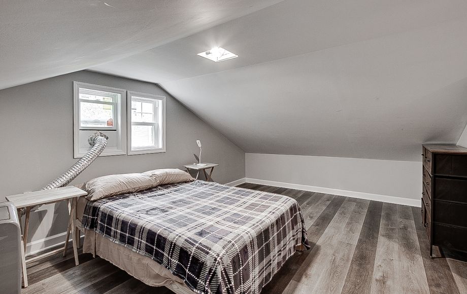 Image for FOR SALE~1/BR, 1/BA VINYL HOME (Completely Remodeled)~ PLEASANT GARDEN
