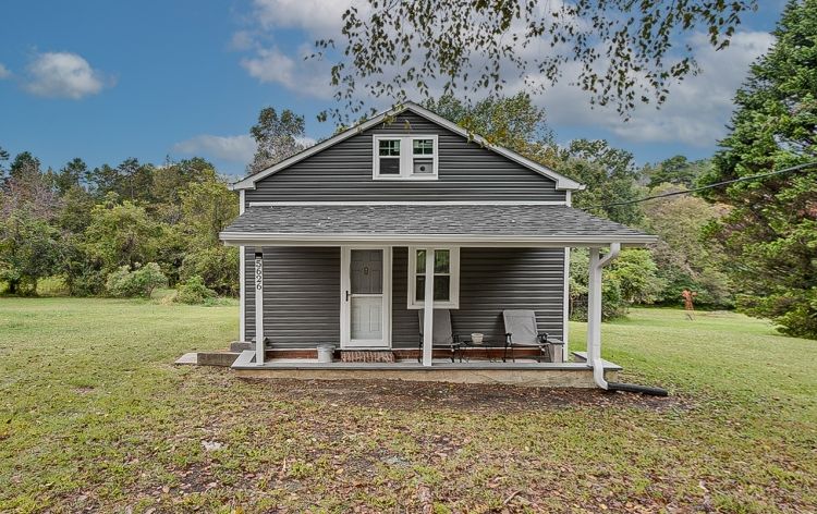 Image for FOR SALE~1/BR, 1/BA VINYL HOME (Completely Remodeled)~ PLEASANT GARDEN