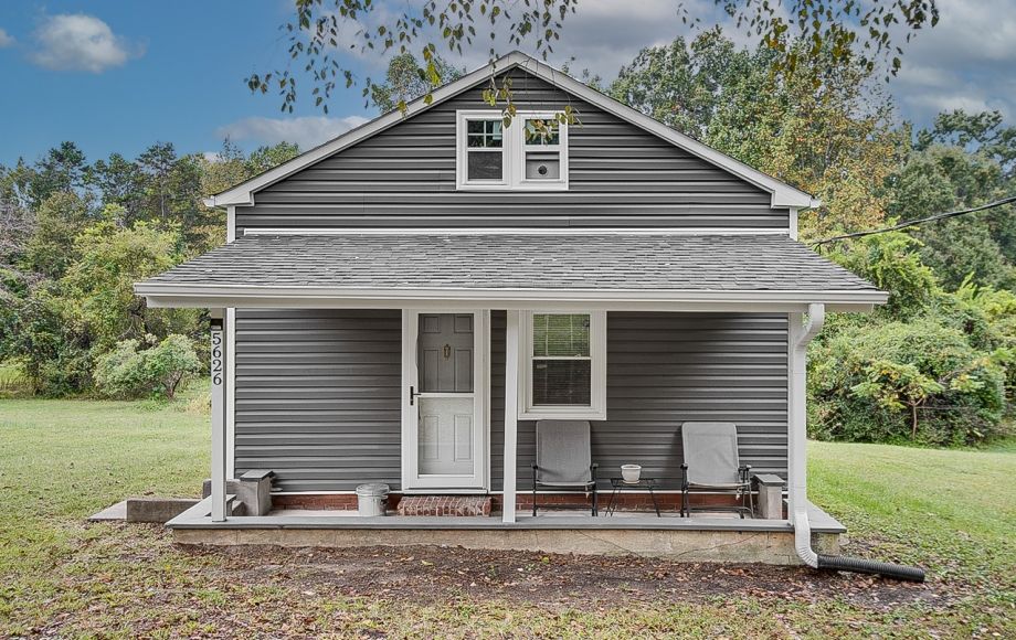 Image for FOR SALE~1/BR, 1/BA VINYL HOME (Completely Remodeled)~ PLEASANT GARDEN