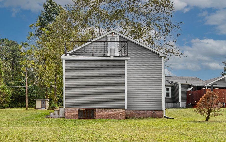 Image for FOR SALE~1/BR, 1/BA VINYL HOME (Completely Remodeled)~ PLEASANT GARDEN
