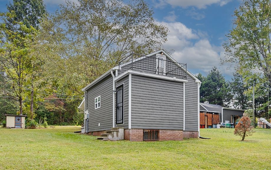 Image for FOR SALE~1/BR, 1/BA VINYL HOME (Completely Remodeled)~ PLEASANT GARDEN