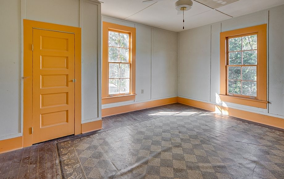 Image for FOR SALE~3/BEDROOMS, 1/BATH in COLLEGE HILL HISTORICAL DISTRICT~GREENSBORO