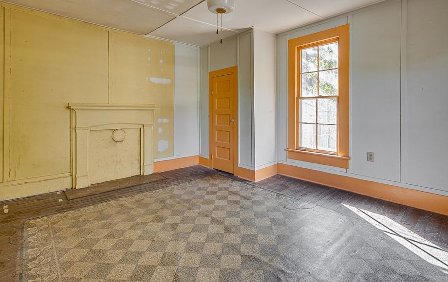 Image for FOR SALE~3/BEDROOMS, 1/BATH in COLLEGE HILL HISTORICAL DISTRICT~GREENSBORO
