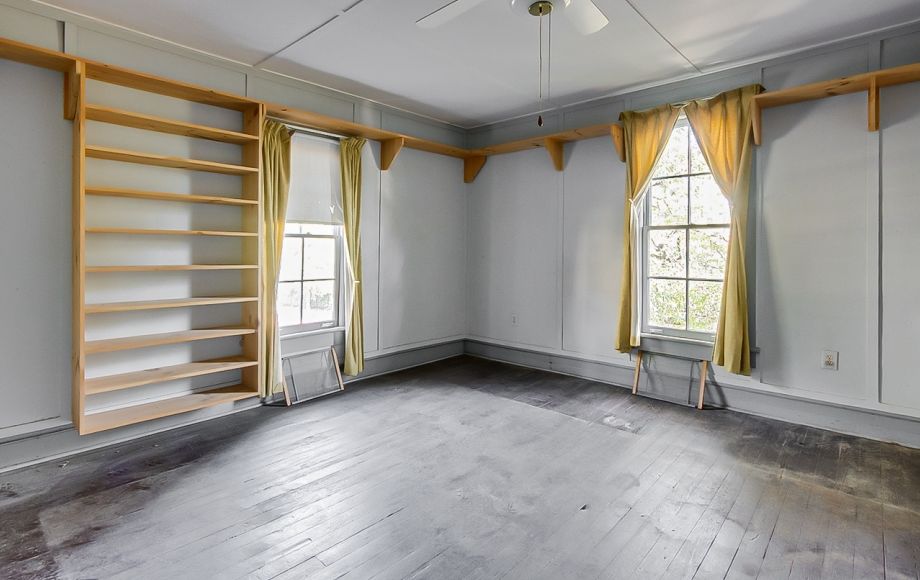 Image for FOR SALE~3/BEDROOMS, 1/BATH in COLLEGE HILL HISTORICAL DISTRICT~GREENSBORO