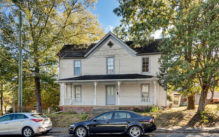 Image for FOR SALE~3/BEDROOMS, 1/BATH in COLLEGE HILL HISTORICAL DISTRICT~GREENSBORO