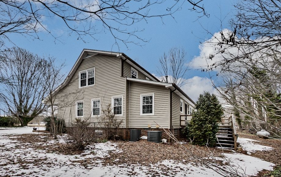 Image for FOR SALE~CAPE COD, 3/BR, 2/BA W/FLEX SPACE & BASEMENT~JULIAN