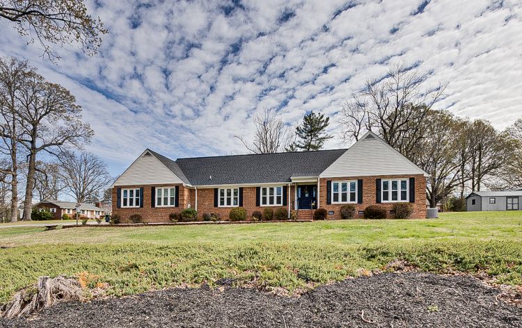 Image for FOR SALE~BRICK RANCH on 1.43 AC in LYNWOOD LAKES~GREENSBORO