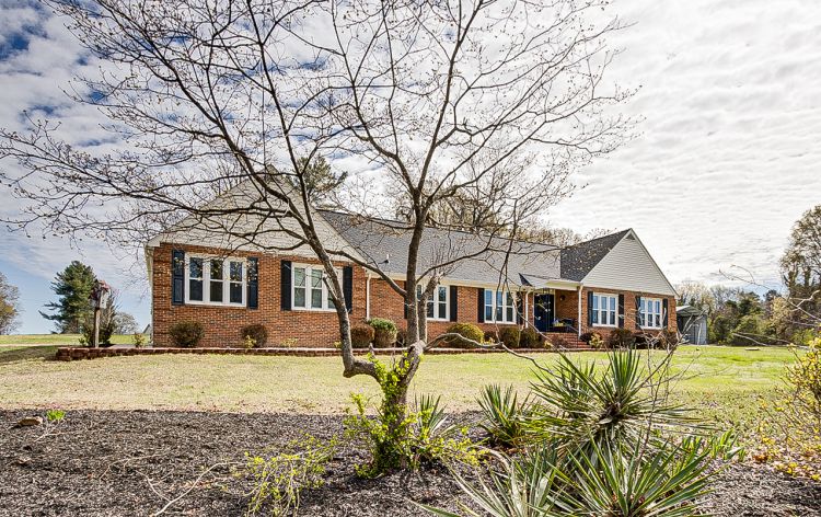 Image for FOR SALE~BRICK RANCH on 1.43 AC in LYNWOOD LAKES~GREENSBORO