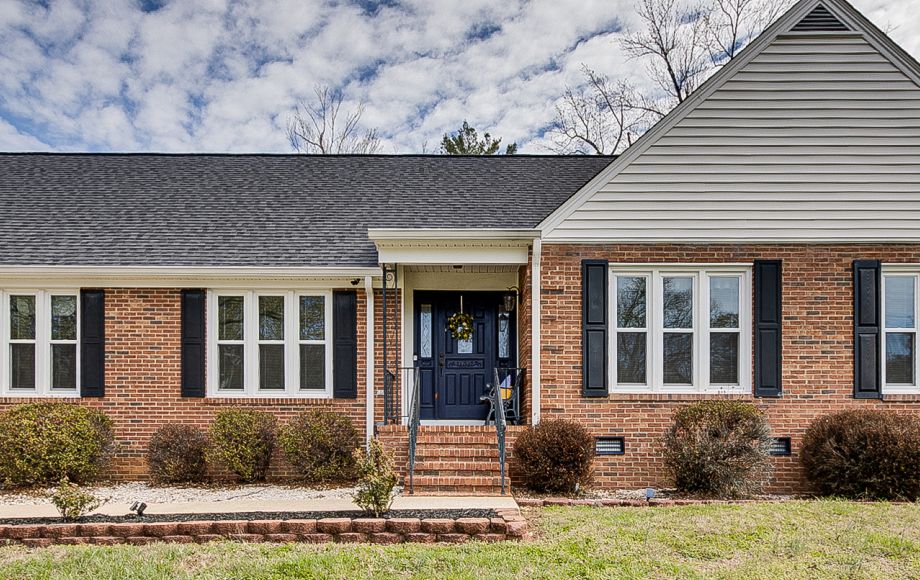 Image for FOR SALE~BRICK RANCH on 1.43 AC in LYNWOOD LAKES~GREENSBORO