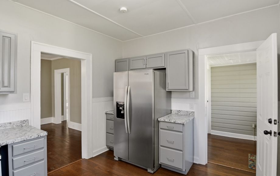 Image for FOR SALE-2/BEDROOMS~1/BATH w/FLEX SPACE & BASEMENT~WINSTON SALEM