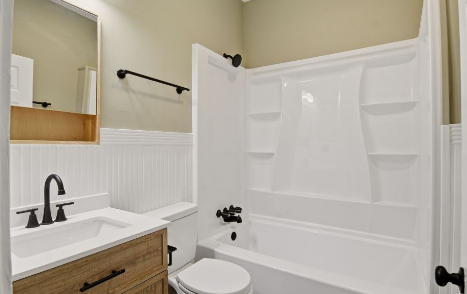 Image for FOR SALE-2/BEDROOMS~1/BATH w/FLEX SPACE & BASEMENT~WINSTON SALEM