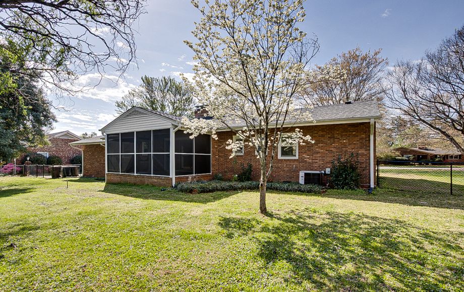 Image for FOR SALE~BRICK RANCH 3/BR, 2/BA in ROBIN RIDGE SUBDIVISION~GREENSBORO