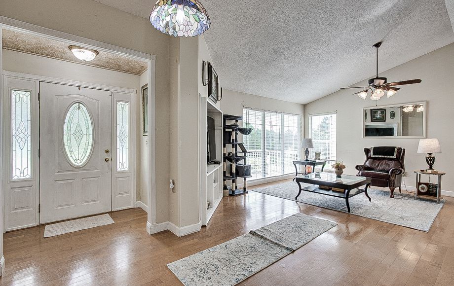 Image for FOR SALE~4/BR, 2/BA on .92 AC in RANDLEMAN