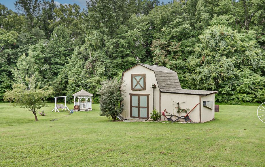 Image for FOR SALE~4/BR, 2/BA on .92 AC in RANDLEMAN