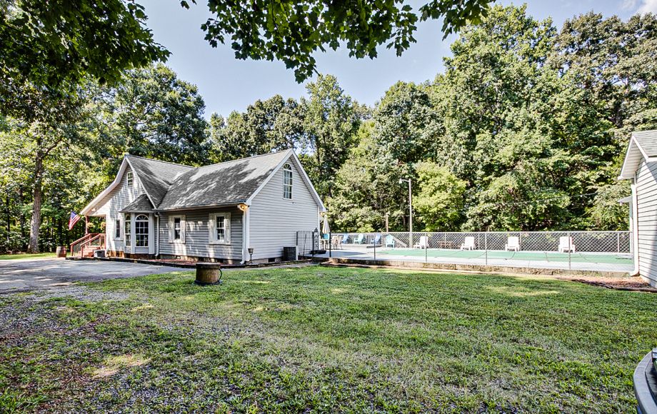 Image for FOR SALE~4/BR, 2/BA, OFFICE, POOL, 50x50 GARAGE in PLEASANT GARDEN
