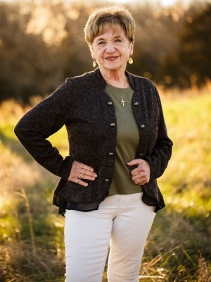 Photo of Karen Ellis