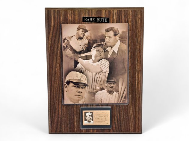 Item from the APAA September 2026 Cards and Collectibles Auction, photo 3