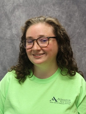 Photo of Emily Riley