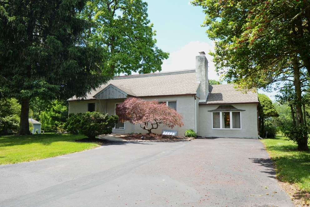 Image for Cozy 3-Bedroom, 2-Bath Home set on 1.4 Acres in Bedminster Township, PA