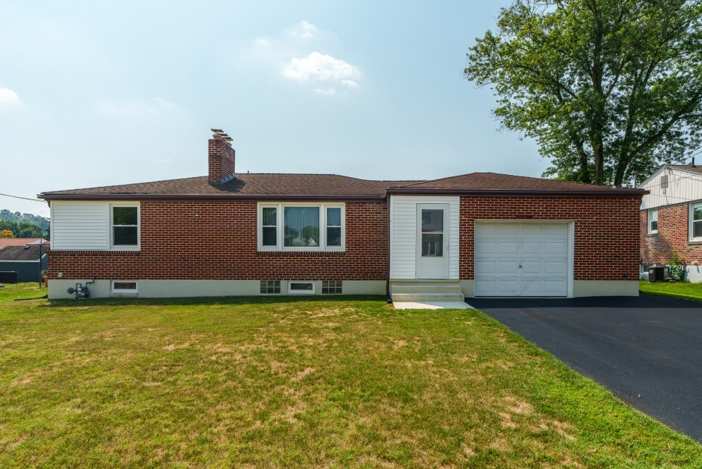 Image for 2 Bedroom, 1,230 sq. ft. Brick Ranch Home, York, PA