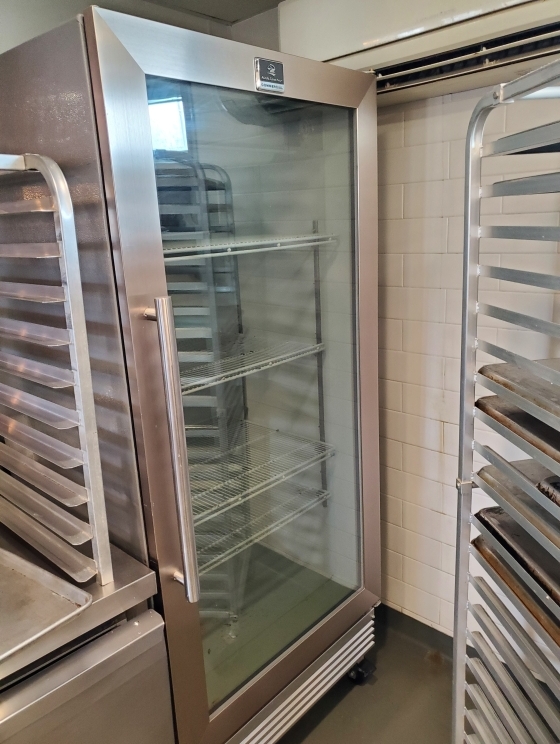 Image for Online Auction | Restaurant Equipment, Dining Furnishings & Light Fixtures